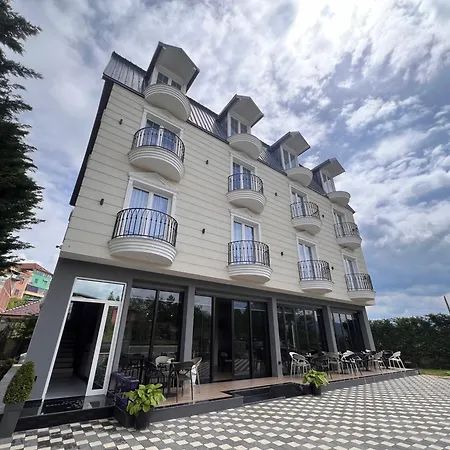 Hotel Mont Blanc Peshkopi