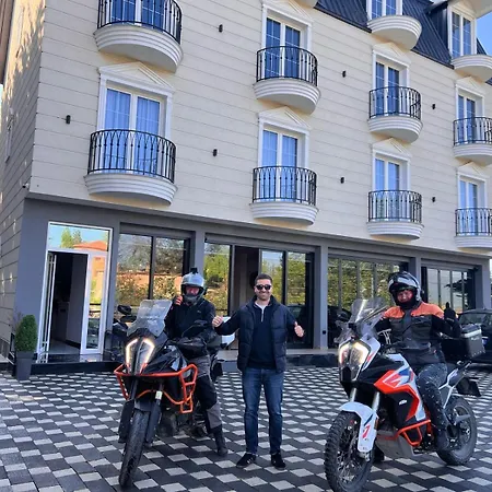 Mont Blanc Hotel